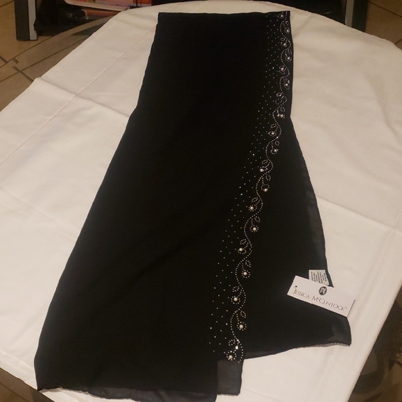 Jessica McClintock Accessories - Jessica McClintock Black Scarf with Sparkling Details